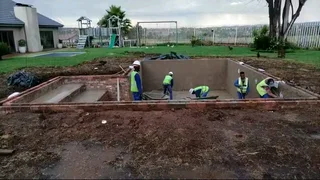 We do Swimming pool new grounds and repairing