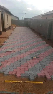 TAR SURFACING AND PAVING