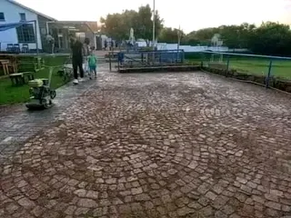 Cobble half brick Paving