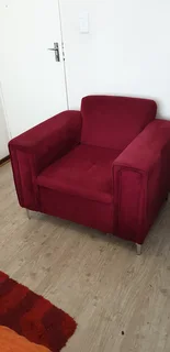 Red couch and Black Cushion R950
