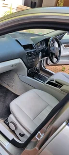 2009 MERCEDES-BENZ c 180 Blueefficiency