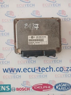 Vw Volkswagen Golf Bora 1.6 Ecu Computer Box  06a906019bq 5wp4448 03