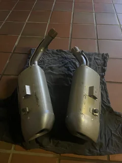 Yamaha R1 Bing bang standard exhausts