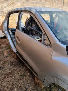 2022 Renault Kwid Right Front Door Shell For Sale