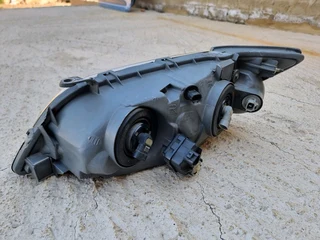 2001 Lexus Is200 Right Head Lamp For Sale &#64;Ebiesusedspares