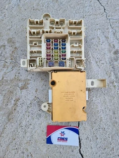 2001 Lexus Is200 Auto Interior Fuse Box For Sale @Ebiesusedspares