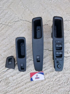 2022 Hyundai Grand I10 1.0 G3LA Window Switches For Sale @Ebiesusedspares