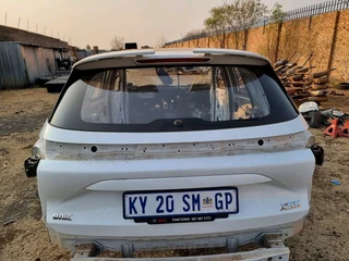 2023 Baic Beijing X55 1.5T Tailgate Shell+Glass For Sale @Ebiesusedspares