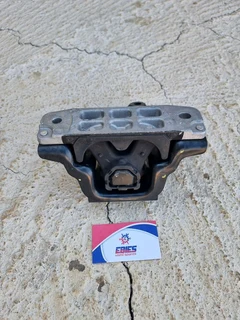 2022 Toyota Urban Cruiser 1.5 K15BN Top Gearbox Mounting For Sale &#64;Ebiesusedspares