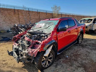 2023 Isuzu D-max KB300 V-cross 3.0TD 4x4 4JJ3 Double Cab Stripping For Parts &#64;Ebiesusedspares