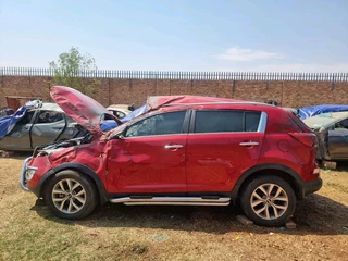 2015 Kia Sportage 2.0 Petrol Manual Stripping For Parts &#64;Ebiesusedspares