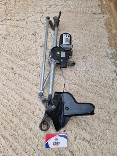 2017 BMW F20 118i B38B15A Front Wiper Link+Motor For Sale @Ebiesusedspares
