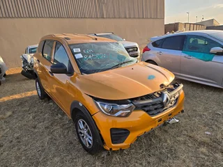 2024 Renault Triber 1.0 B4D Manual Stripping For Spares