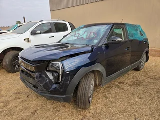 2025 Mahindra XUV 3X0 1.2T MX3 Manual Stripping For Spares