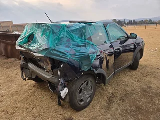 2025 Mahindra XUV 3X0 1.2T MX3 Manual Stripping For Spares