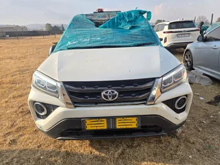 2022 Toyota Urban Cruiser 1.5 Manual Stripping For Spares