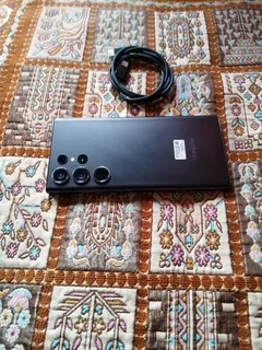 Selling Samsung galaxy S23 ultra  256gb and12gb