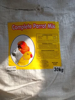 30kg Aviplus complete parrot mix