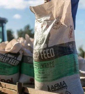 Epol sheep food pellets