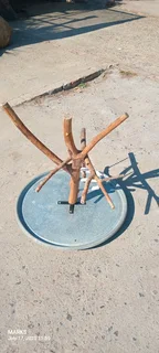 Parrot play stands available