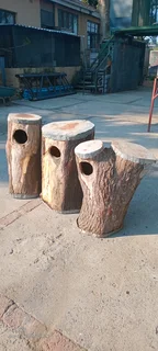 Breeding boxes for large birds