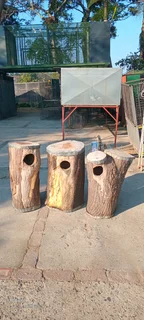 Breeding boxes for large birds