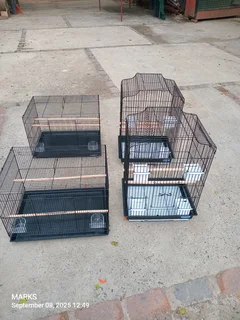 Cages for small and medium size birds