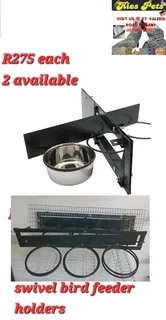 Swivel Feeders for aviaries