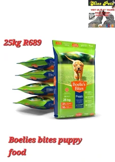 Boelies bites food for puppies