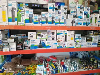 Aquarium submersible pump for small ponds