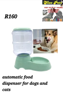 Dogs and cat automatic food feeder
