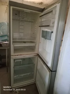 Whirpool combi fridge and freezer