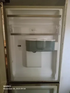 Whirpool combi fridge and freezer