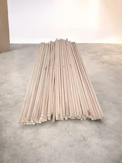 800mm wooded dowel perches