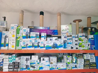 Aquarium wave maker circulation pumps