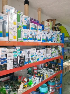 Aquarium wave maker circulation pumps