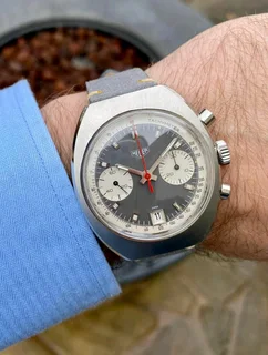 We buy old heuer watches