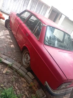Volvo 144 spears or swap or selling