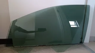 OEM VW Polo 6R/6C front left window door glass