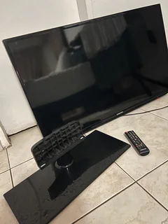 40 inch Samsung TV