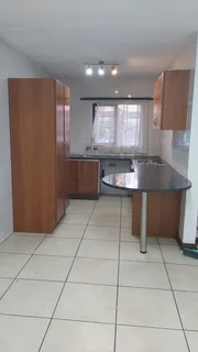 2 bed, 2 bath unfurnished ground floor apartment to rent in Sandown (Sandton)