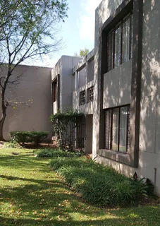 2 bed, 2 bath unfurnished ground floor apartment to rent in Sandown (Sandton)
