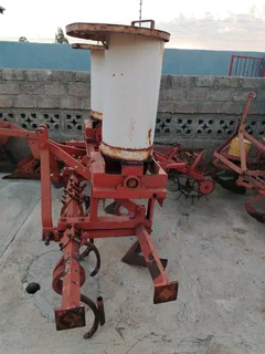 2Row Maize Planter