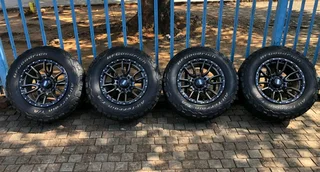 GRiD 17 Bakkie Mags
