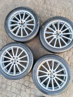 Mercedes Benz GLA/GLE CLA OEM Mags