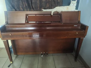 Kawai Upright Piano R25 000 neg.
