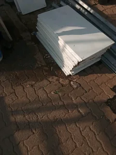 Used Gondola /Grocery/ Shop Shelving ready for use