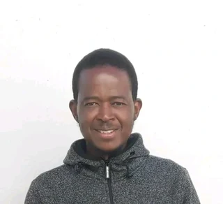 HI. AM LOOKING FOR WORK