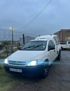 1.4 Opel Corsa utility bakkie. R78000