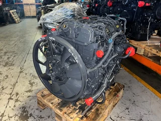 Mitsubishi Fuso 4-p10 Engine